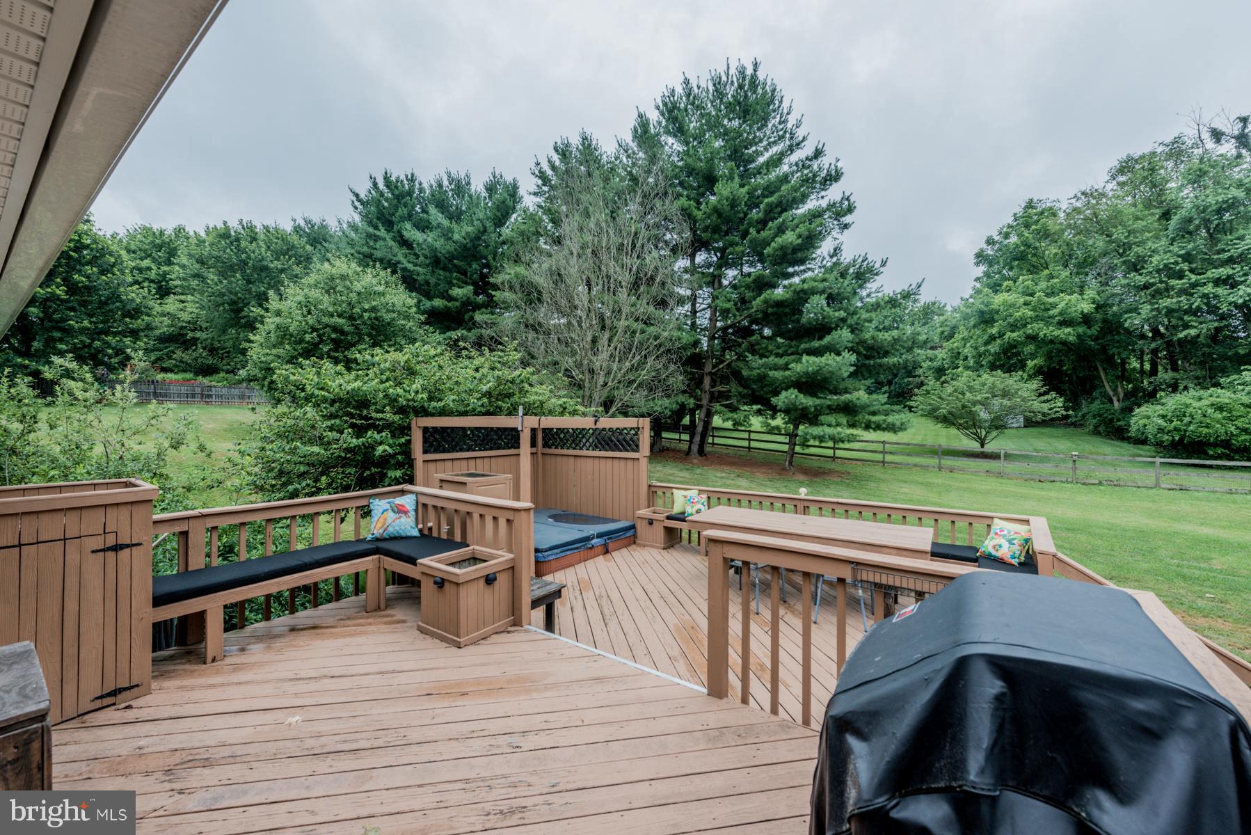 3417 Nottingham Road Westminster, MD 21157 - Photo 27 of 30 Tiered Deck with Hot Tub