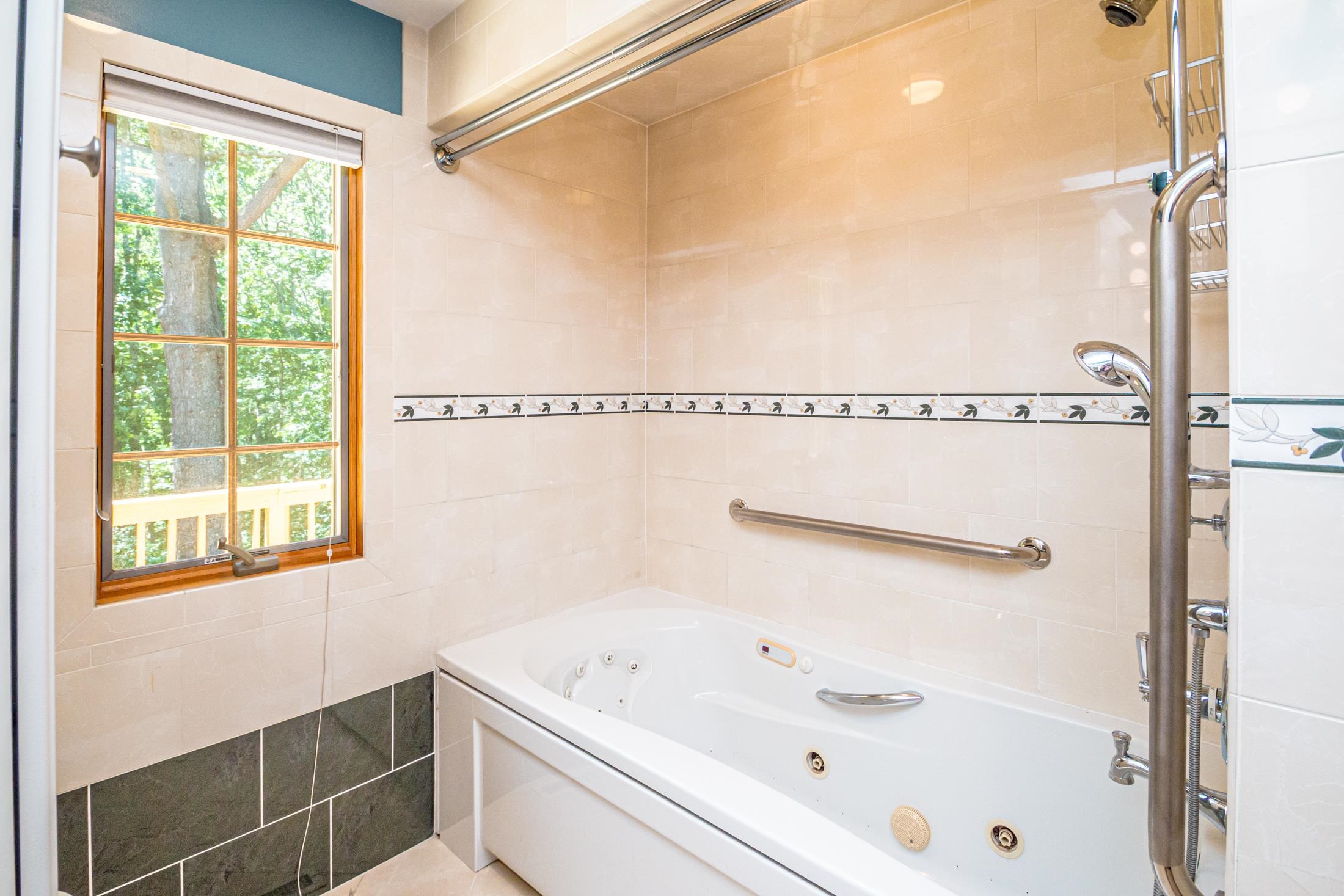 242 Echo Acres Road Conway, NH 03860 - Photo 6 of 34 Gallery Image 6