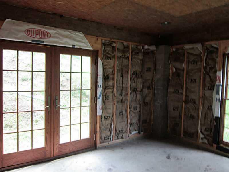 520 Marwood Road Cabot, PA 16023 - Photo 4 of 15 Family Room.