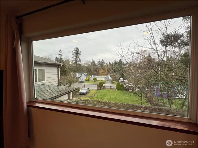 $4,500 | 14231 53rd Avenue South, Tukwila, WA 98168