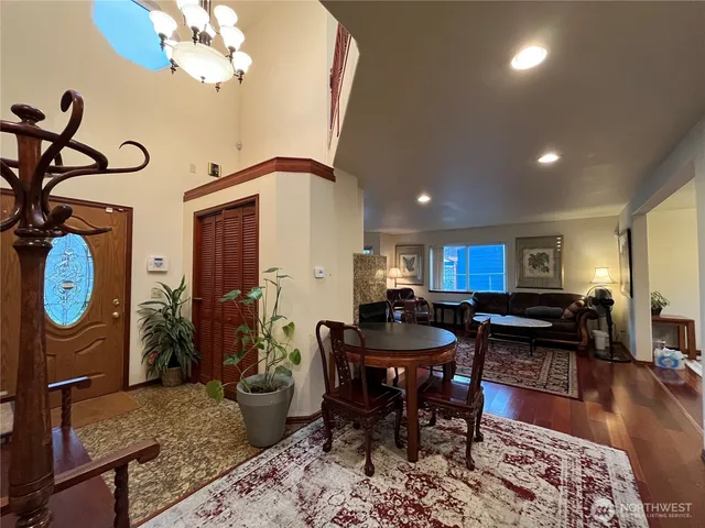 $4,500 | 14231 53rd Avenue South, Tukwila, WA 98168