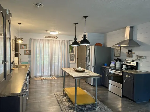 $258,500 | 708 East Grand Avenue, Lacygne, KS 66040