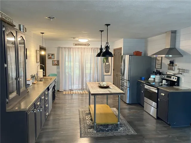 $258,500 | 708 East Grand Avenue, Lacygne, KS 66040