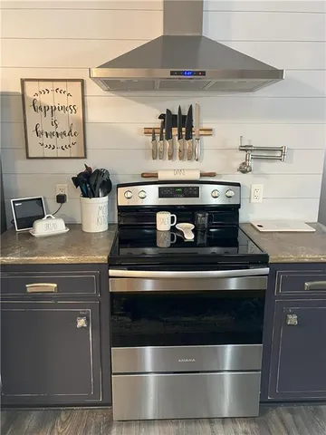 $258,500 | 708 East Grand Avenue, Lacygne, KS 66040