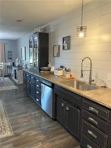 $270,000 | 708 East Grand Avenue, Lacygne, KS 66040