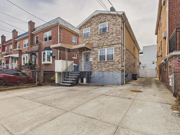 $899,000 | 2515 Woodhull Avenue | Pelham Gardens