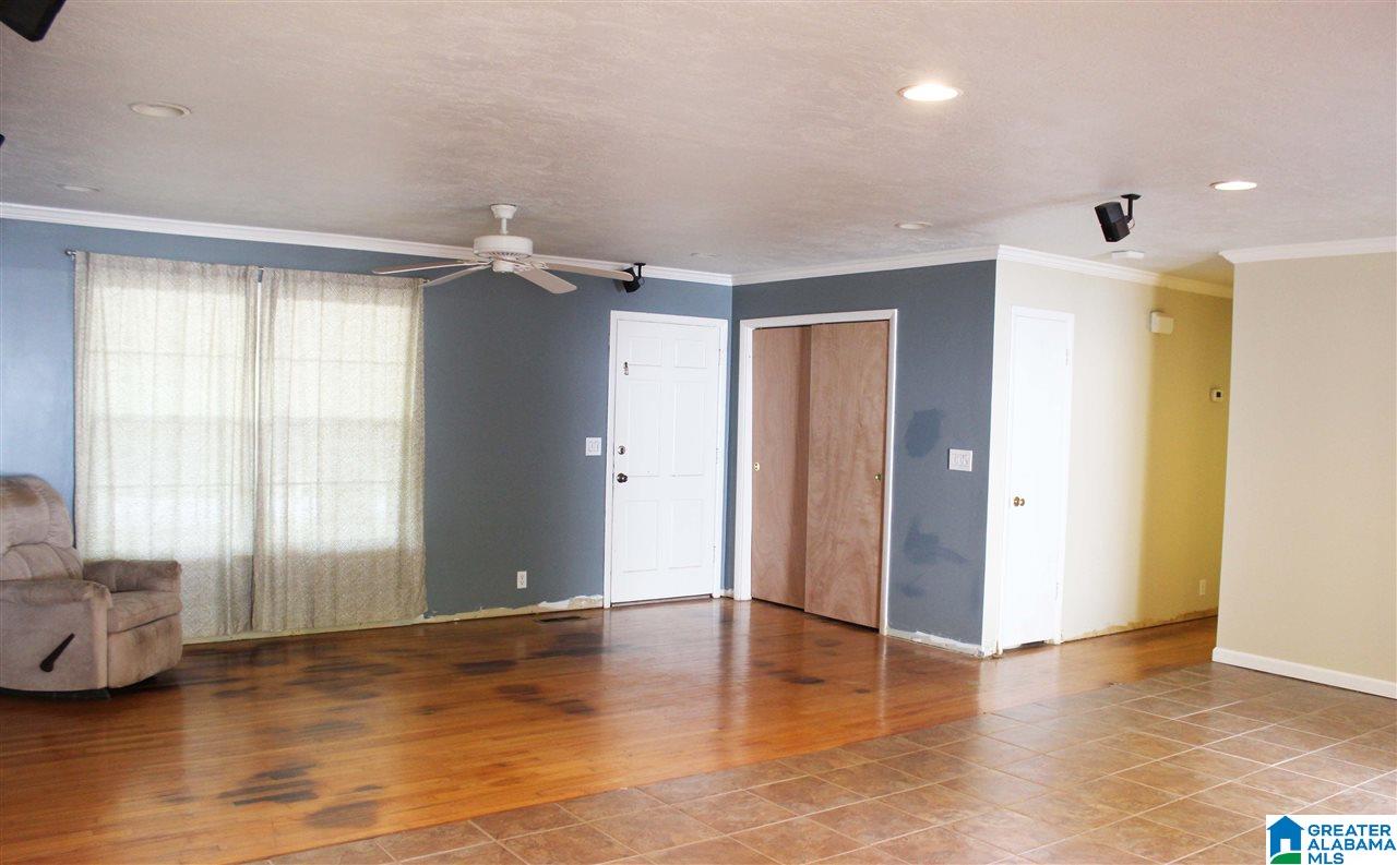 3905 Cloverdale Road Anniston, AL 36207 - Photo 7 of 26