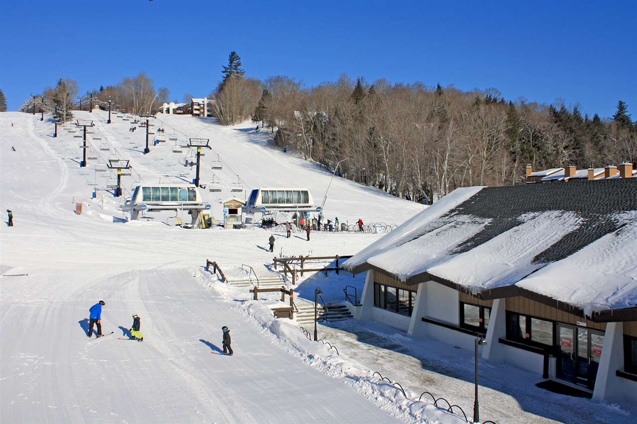 350 Mountain Road, Unit B301 Ludlow, VT 05149 - Photo 14 of 18