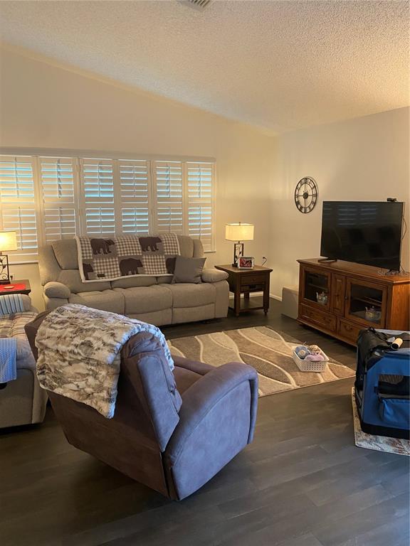 4866 Enfield Court, Unit 17 New Port Richey, FL 34655 - Photo 4 of 32