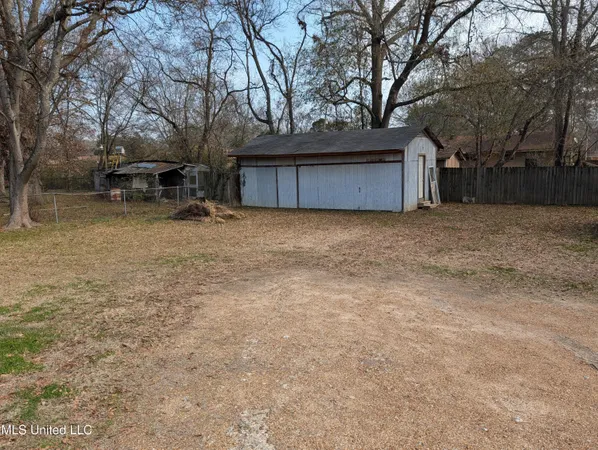 $27,500 | 3654 Main Street, Jackson, MS 39213
