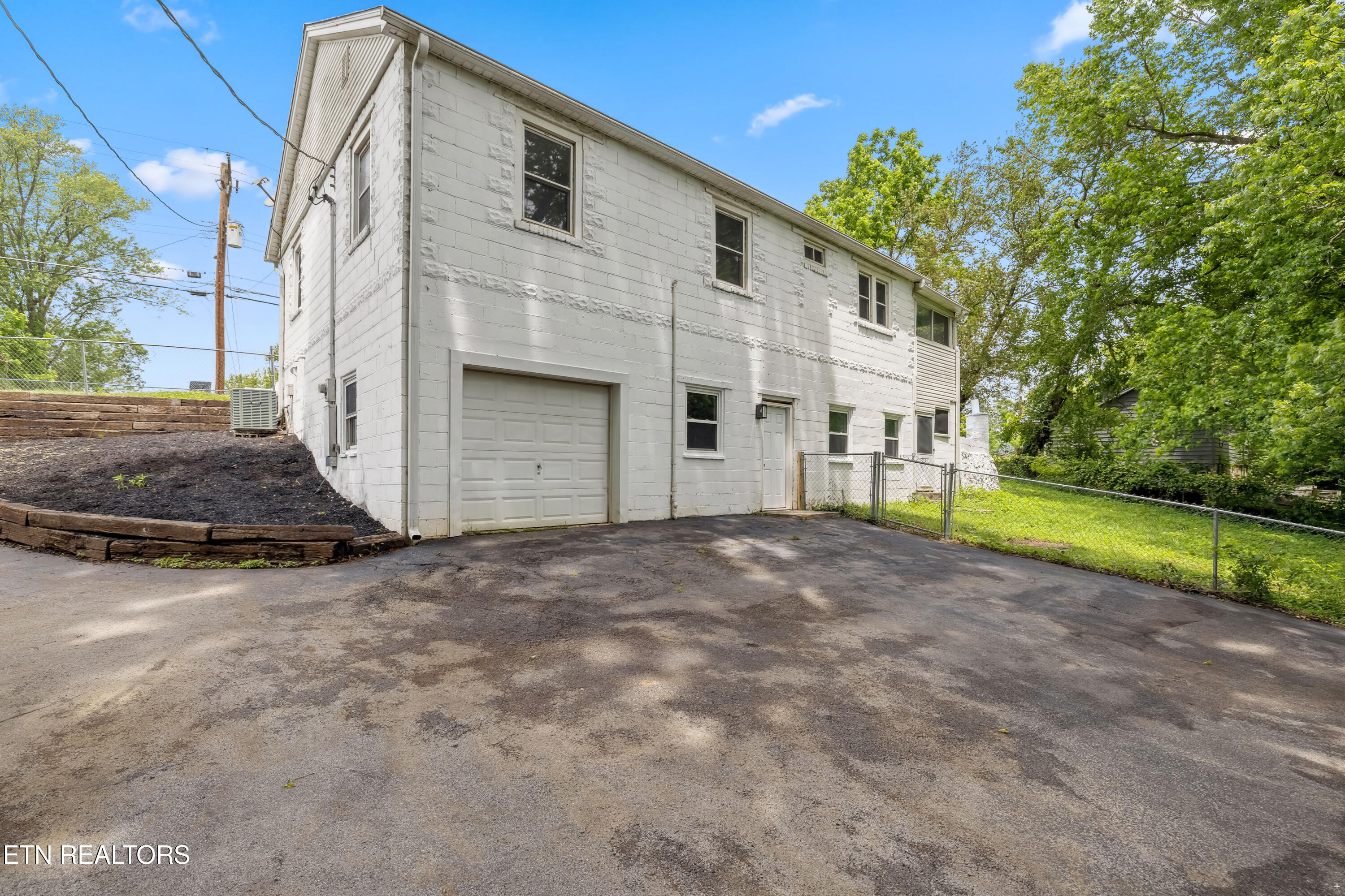 308 Nash Road Knoxville, TN 37914 - Photo 3 of 23 Positive Perceptions-2