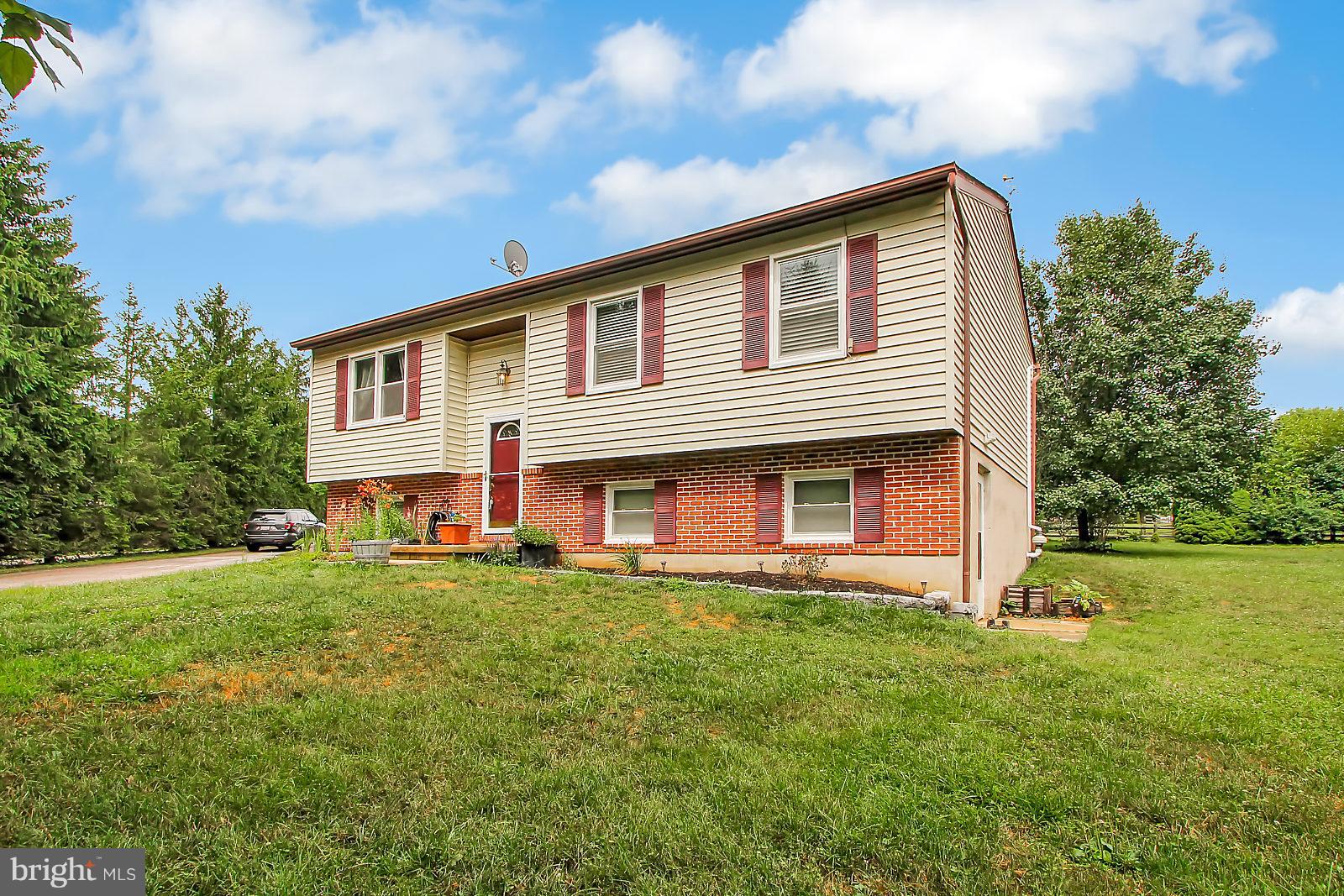 3413 Augusta Road Manchester, MD 21102 - Photo 1 of 25 Exterior (Front)