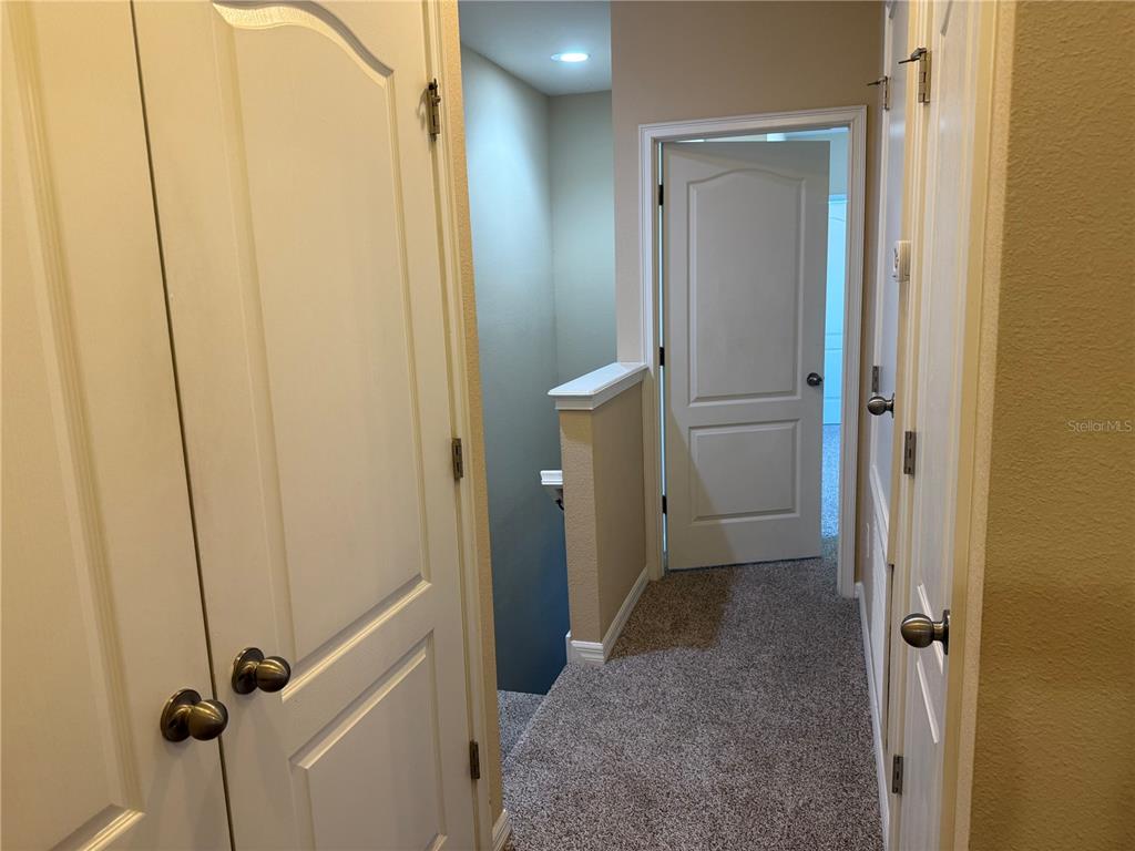 12910 Calderdale Avenue Windermere, FL 34786 - Photo 18 of 24 a view of a bathroom