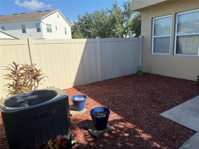 front view of house with a yard