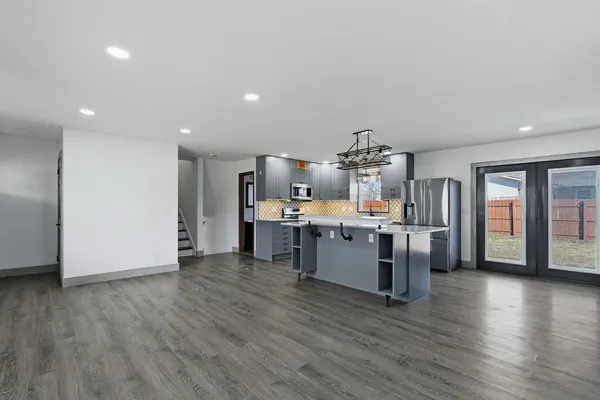 $284,900 | 11622 27th Street West, Milan, IL 61264