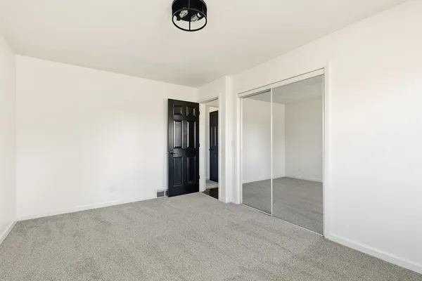 $284,900 | 11622 27th Street West, Milan, IL 61264