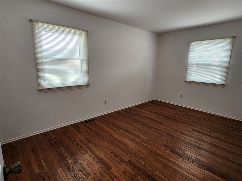 5073 Foster Road Canandaigua Town, NY 14424 - Photo 17 of 30