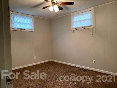 804 3rd Avenue Southwest Conover, NC 28613 - Photo 4 of 8