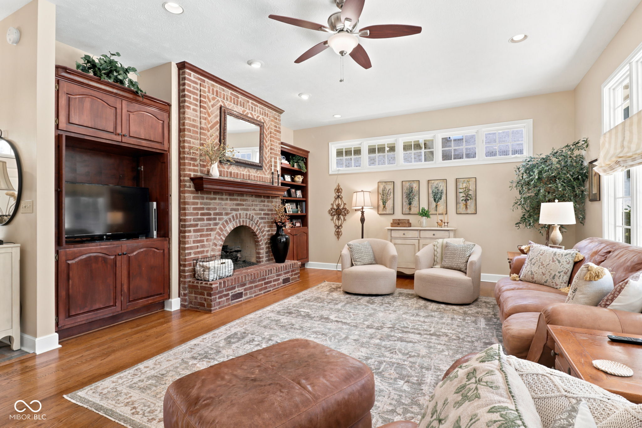 7598 Timber Springs Drive South Fishers, IN 46038 - Photo 9 of 48