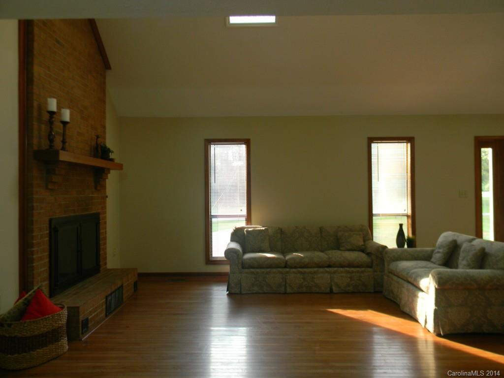 337 Gaither Road, Unit 7 Belmont, NC 28012 - Photo 4 of 19 Gallery Image 4