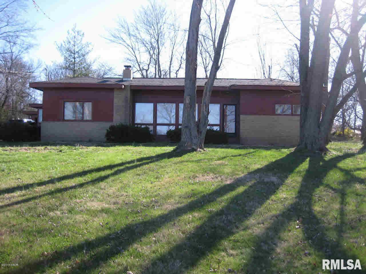 1775 North Reed Station Road Carbondale, IL 62901 - Photo 2 of 30