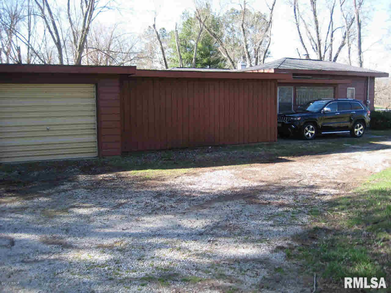 1775 North Reed Station Road Carbondale, IL 62901 - Photo 10 of 30