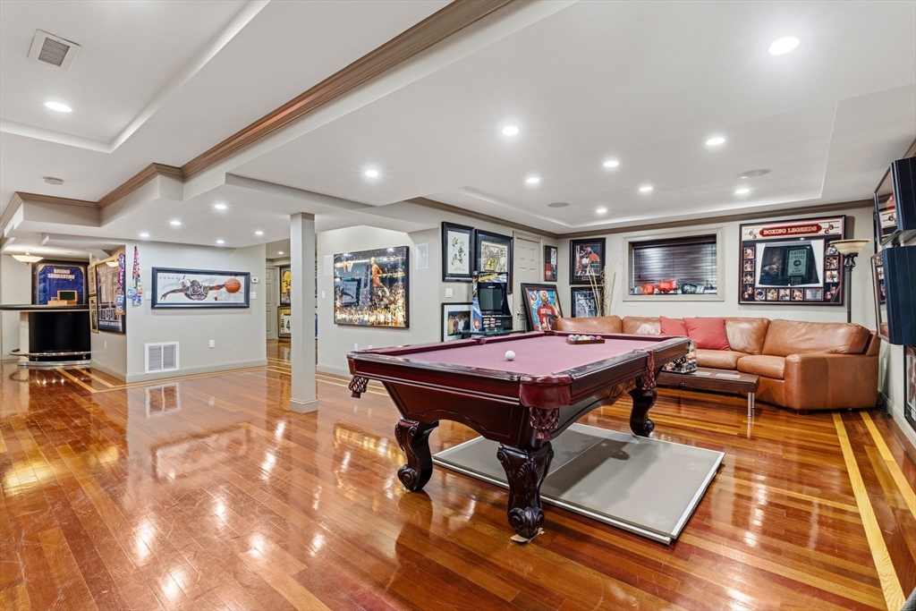 7 Freeman Street Lynnfield, MA 01940 - Photo 26 of 39