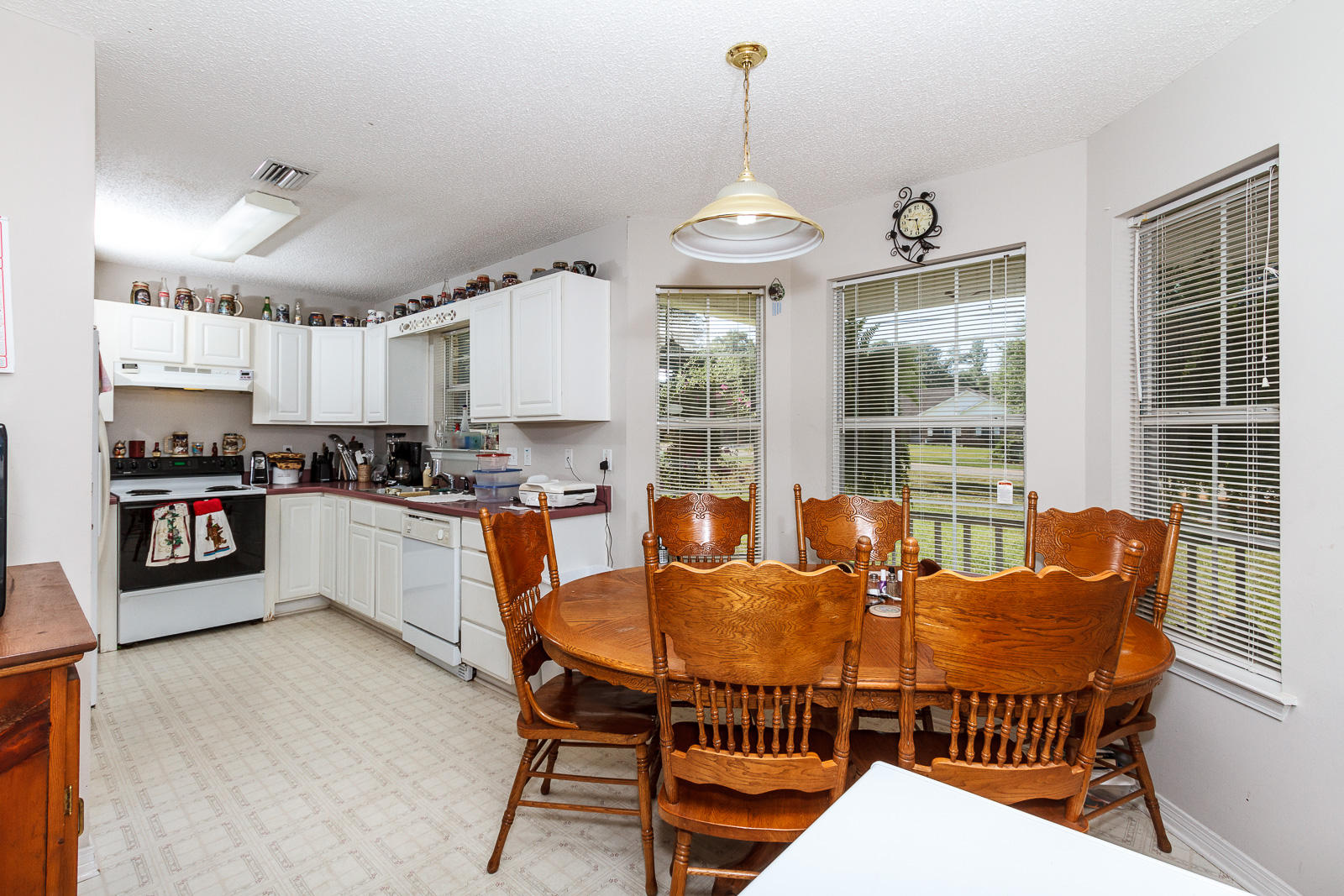 7448 Johnson Road Milton, FL 32583 - Photo 7 of 39 Gallery Image 7