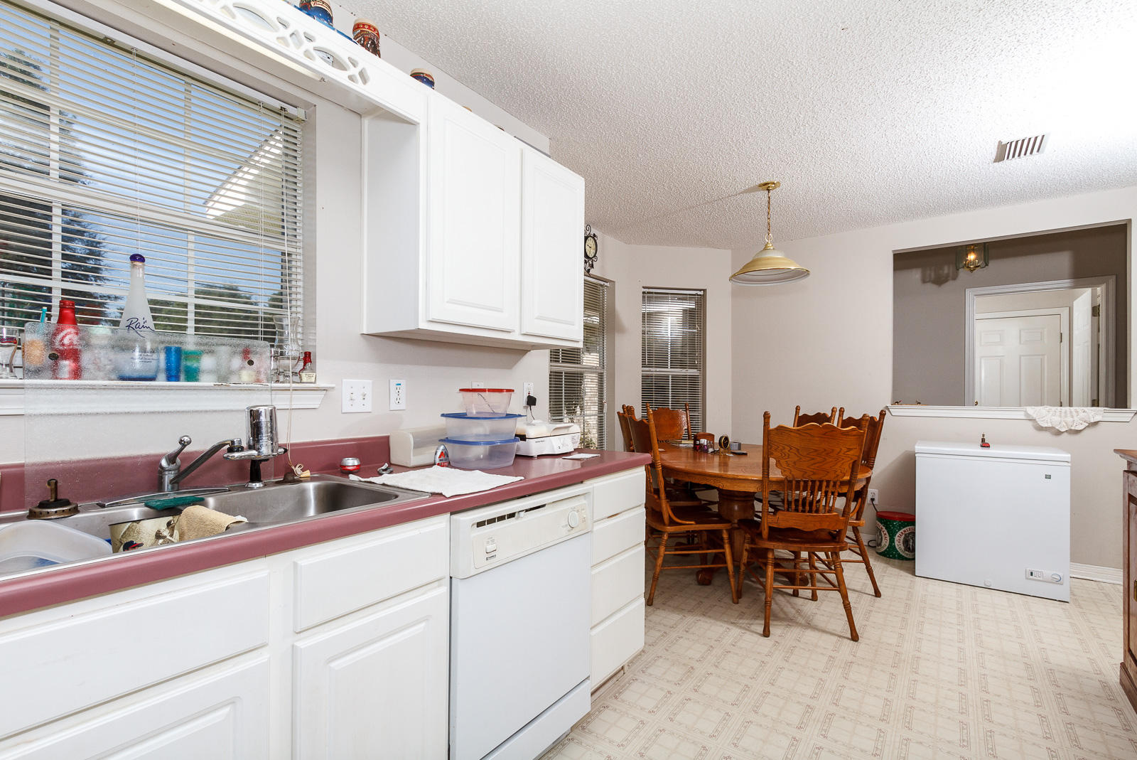 7448 Johnson Road Milton, FL 32583 - Photo 8 of 39 Gallery Image 8