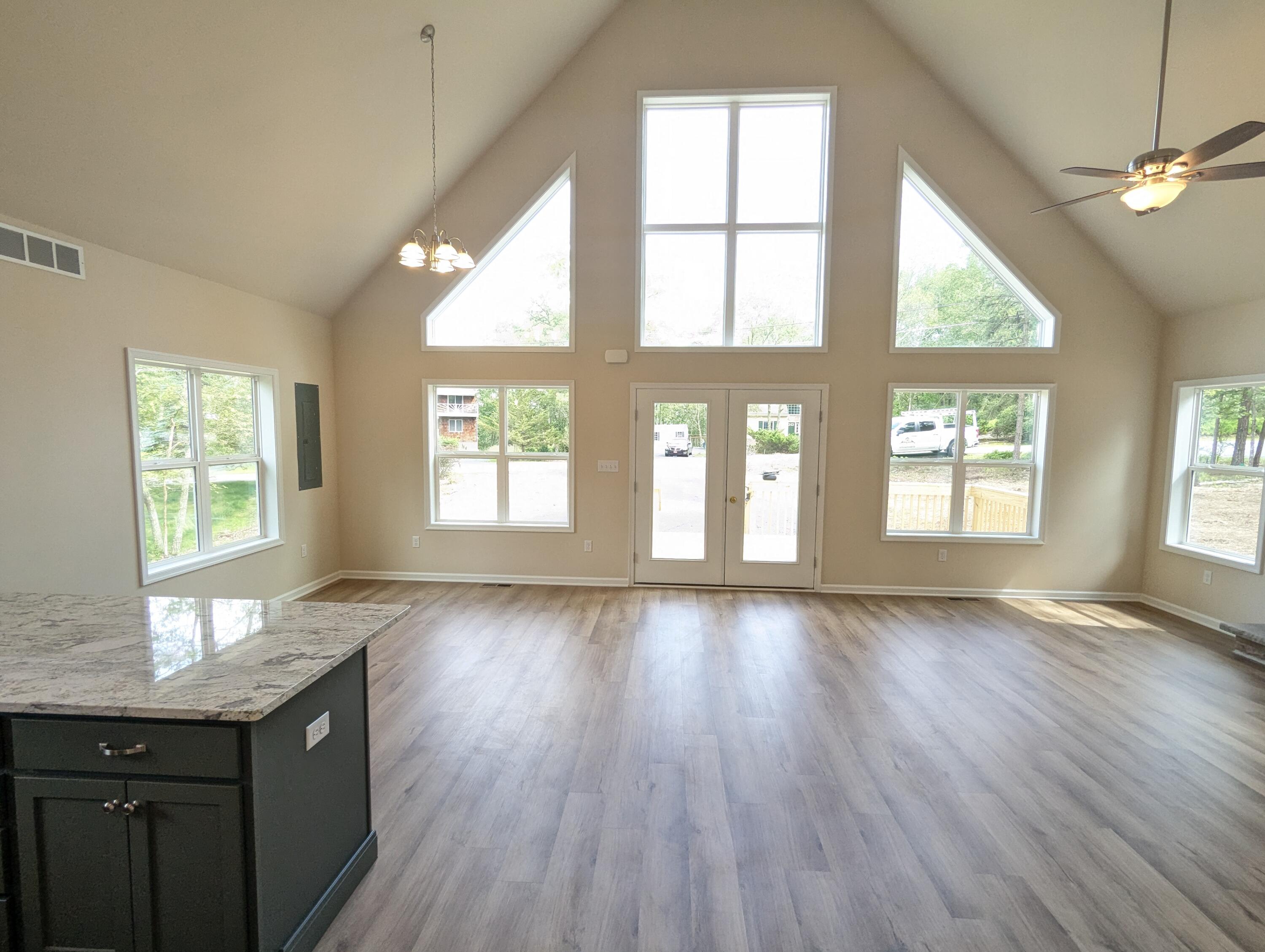 251 Bellingham Drive Bushkill, PA 18324 - Photo 24 of 53 PXL_20250618_194211382