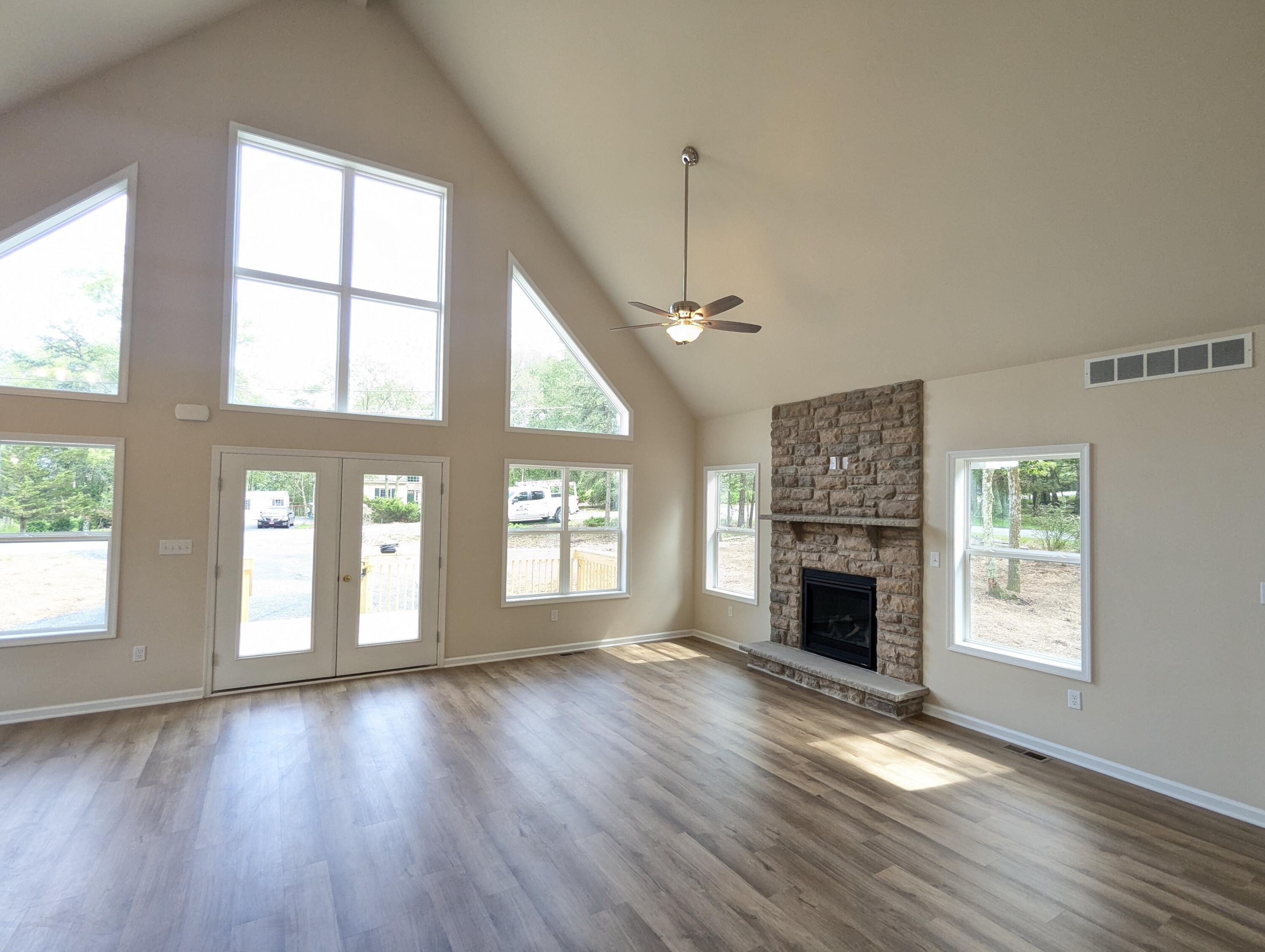 251 Bellingham Drive Bushkill, PA 18324 - Photo 25 of 53 PXL_20250618_194213688