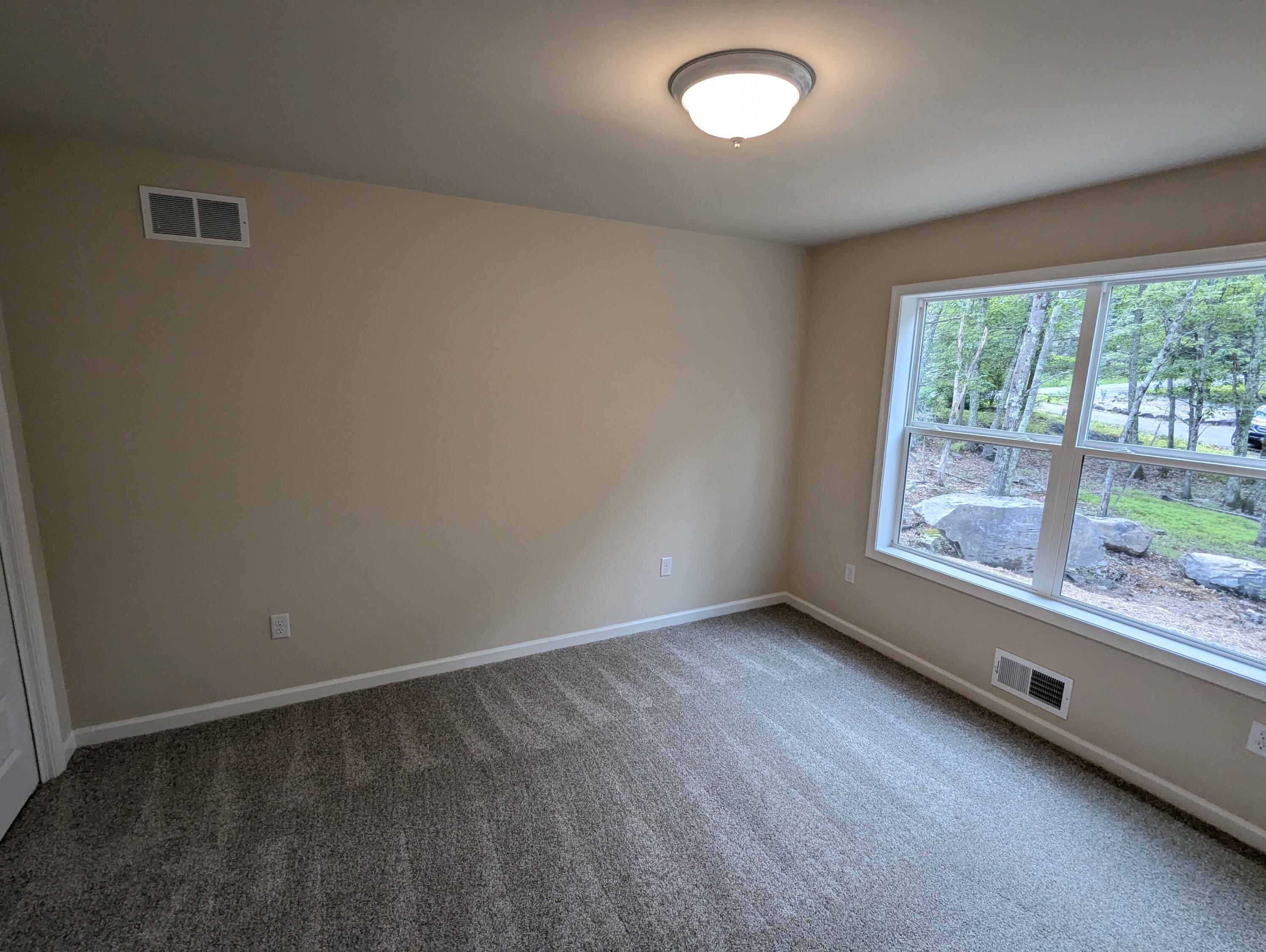 251 Bellingham Drive Bushkill, PA 18324 - Photo 30 of 53 PXL_20250618_194251268