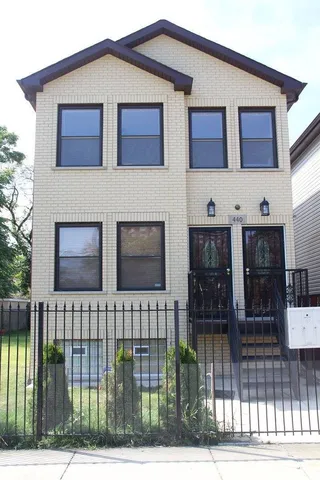 $584,900 | 440 North Monticello Avenue, Chicago, IL 60624