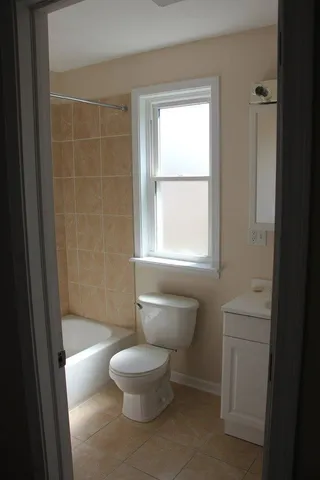 $584,900 | 440 North Monticello Avenue, Chicago, IL 60624