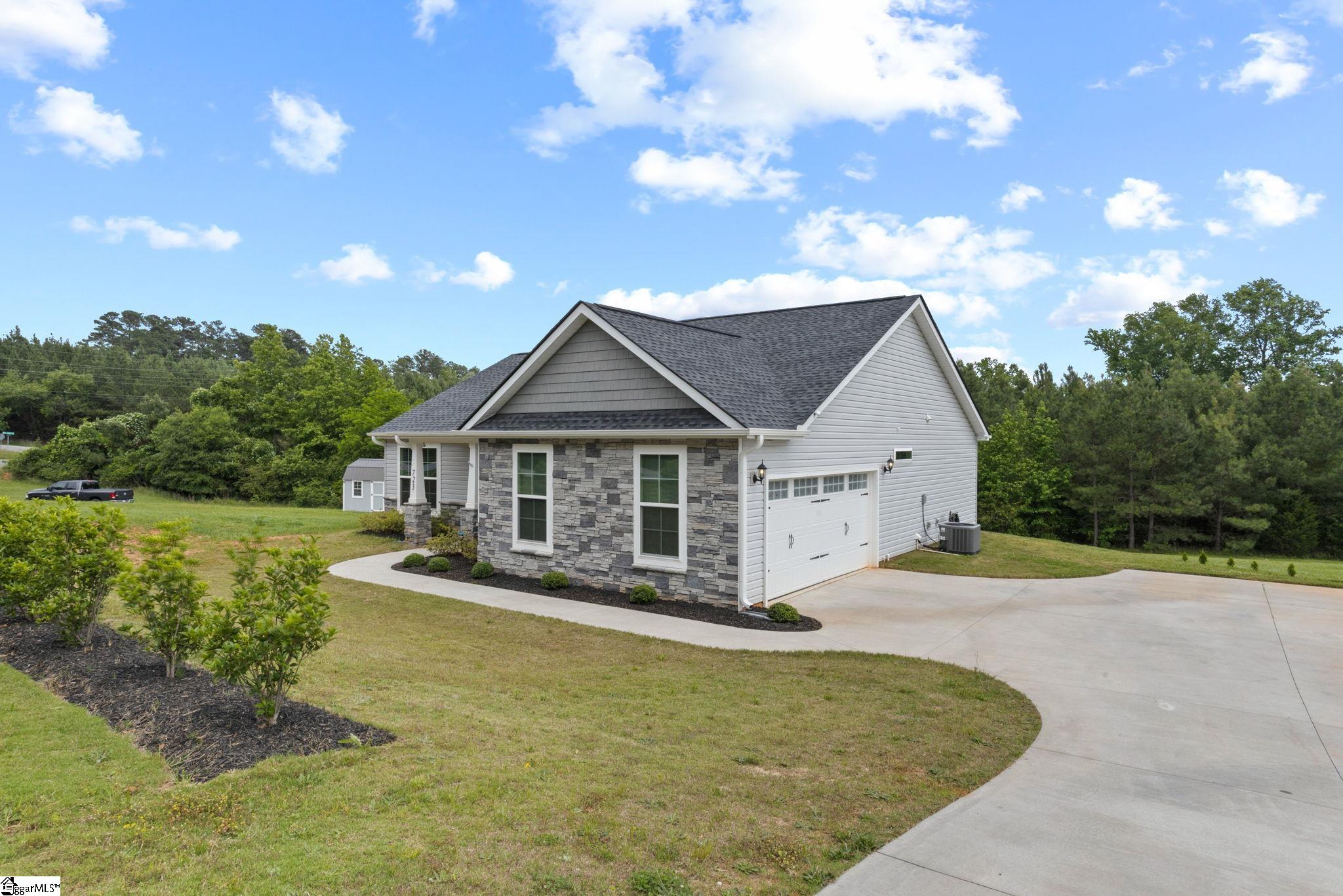 723 Mile Creek Road Pickens, SC 29671 - Photo 2 of 41 Gallery Image 2