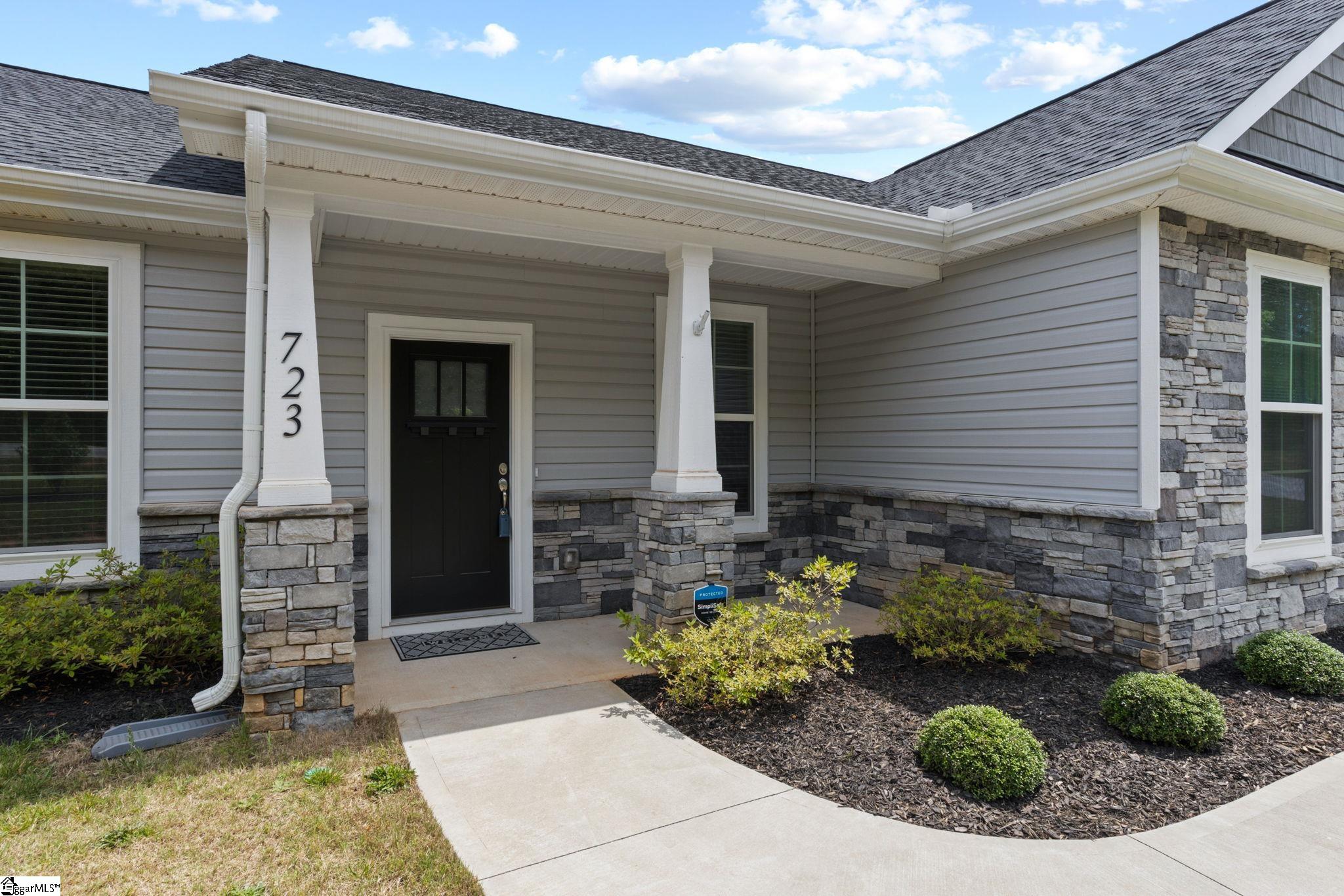 723 Mile Creek Road Pickens, SC 29671 - Photo 4 of 41 Gallery Image 4