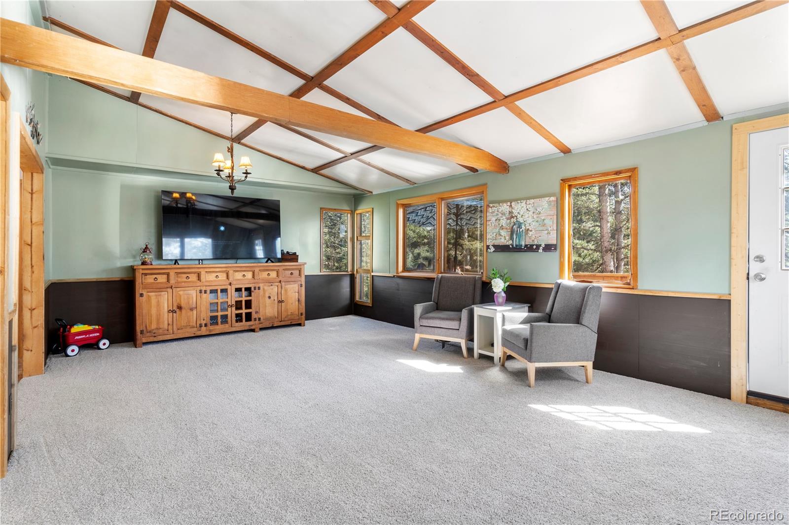 790 Pinewood Road Florissant, CO 80816 - Photo 8 of 34