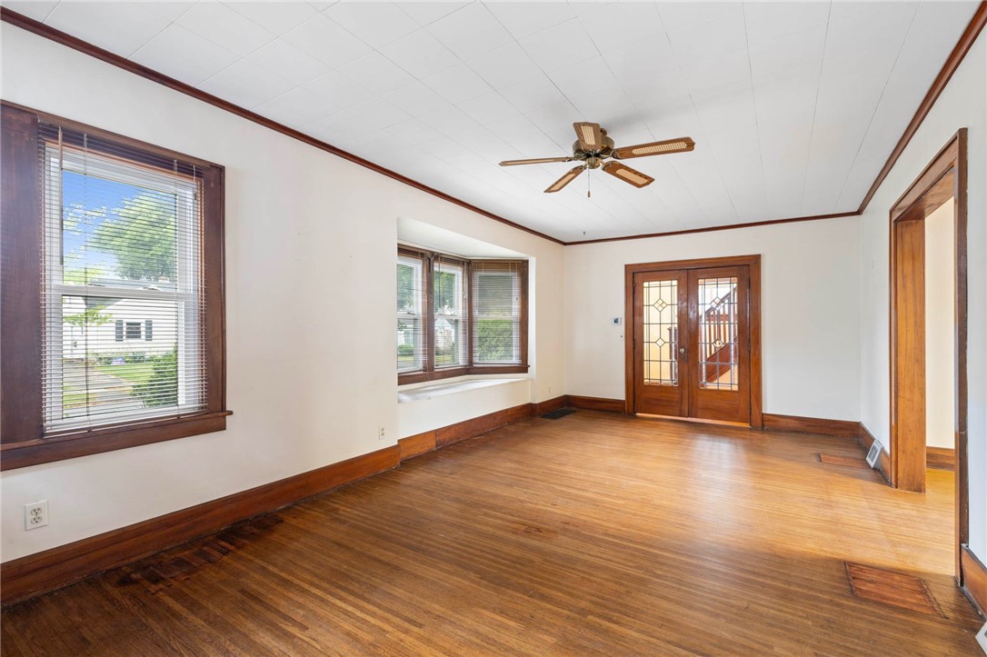 390 Tarrington Road Irondequoit, NY 14609 - Photo 16 of 31