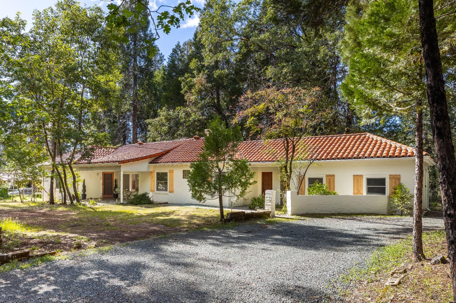 10984 Ridge Road Nevada City, CA 95959 - Photo 6 of 35