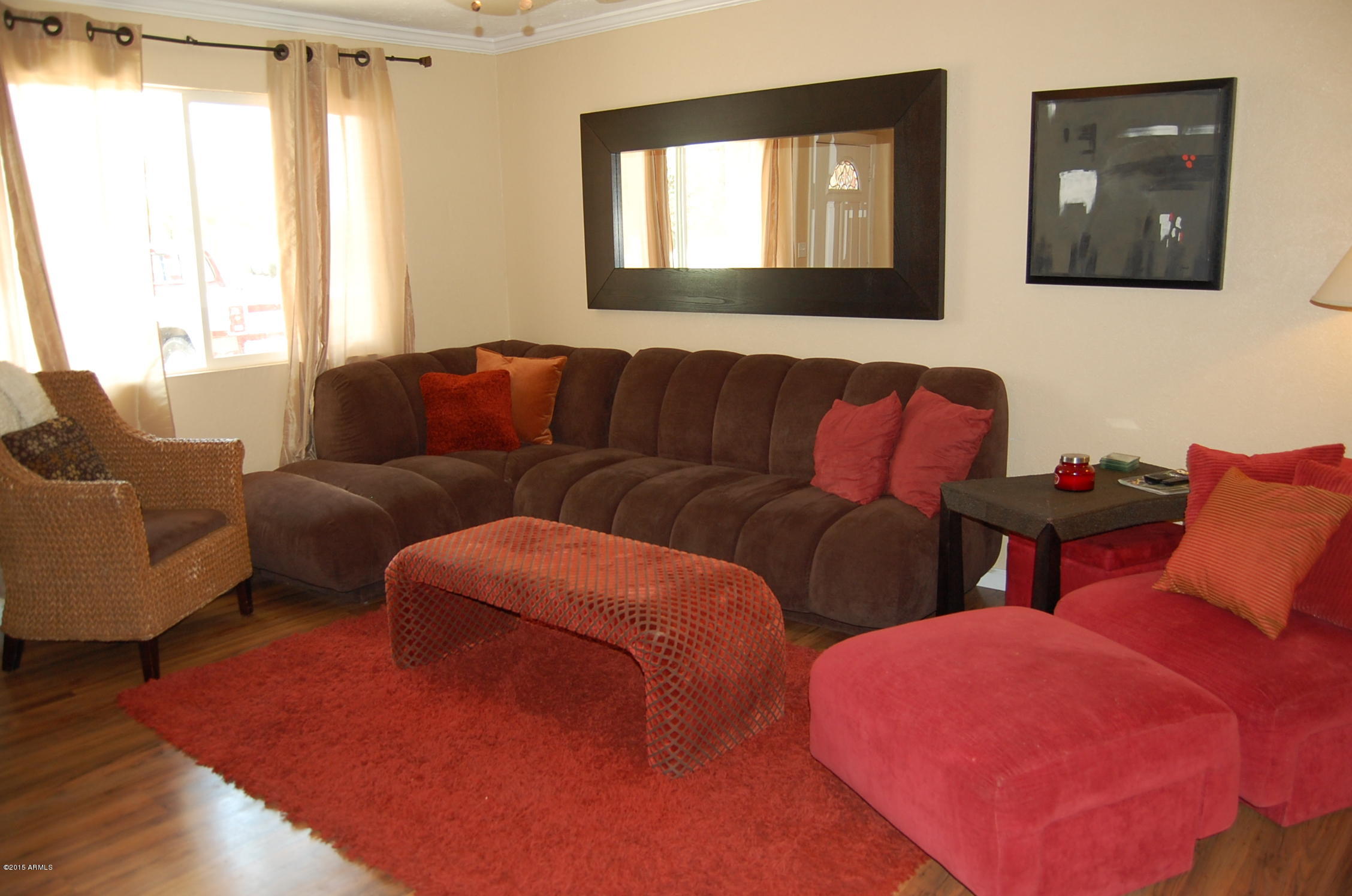 2338 East Kathleen Road Phoenix, AZ 85022 - Photo 8 of 21 Living Area
