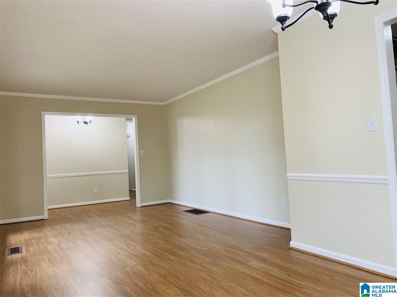 2515 Ridgebrook Road Fultondale, AL 35068 - Photo 3 of 34