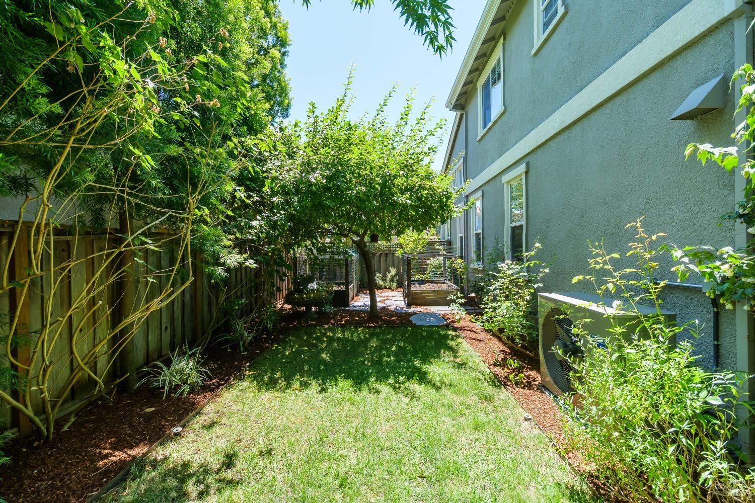 68 Pinheiro Circle Novato, CA 94945 - Photo 35 of 82