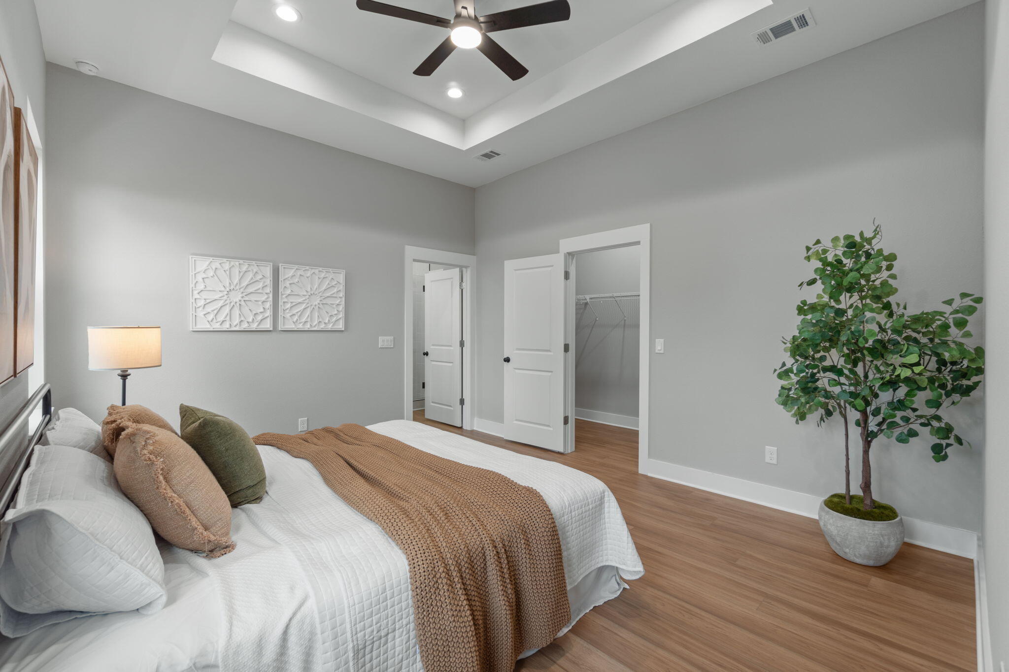 706 North F Street Pensacola, FL 32501 - Photo 27 of 43 26-web-or-mls-Final-12