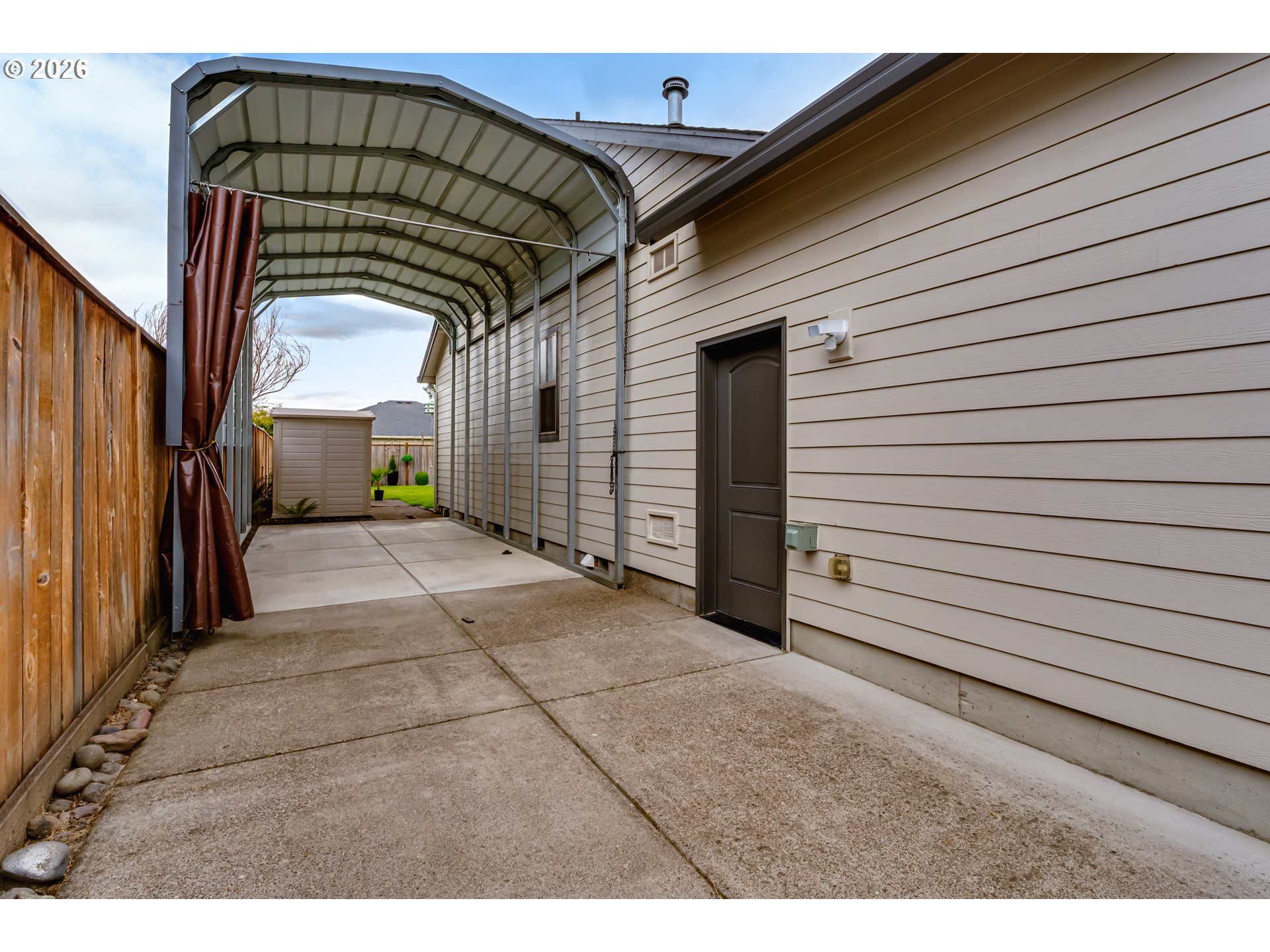 1016 Fieldcrest Avenue Junction City, OR 97448 - Photo 2 of 28 RV Parking