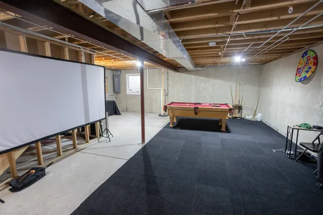 $345,000 | 1010 Regent Drive, Matteson, IL 60443