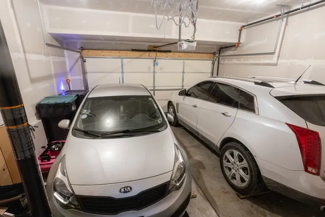 $345,000 | 1010 Regent Drive, Matteson, IL 60443