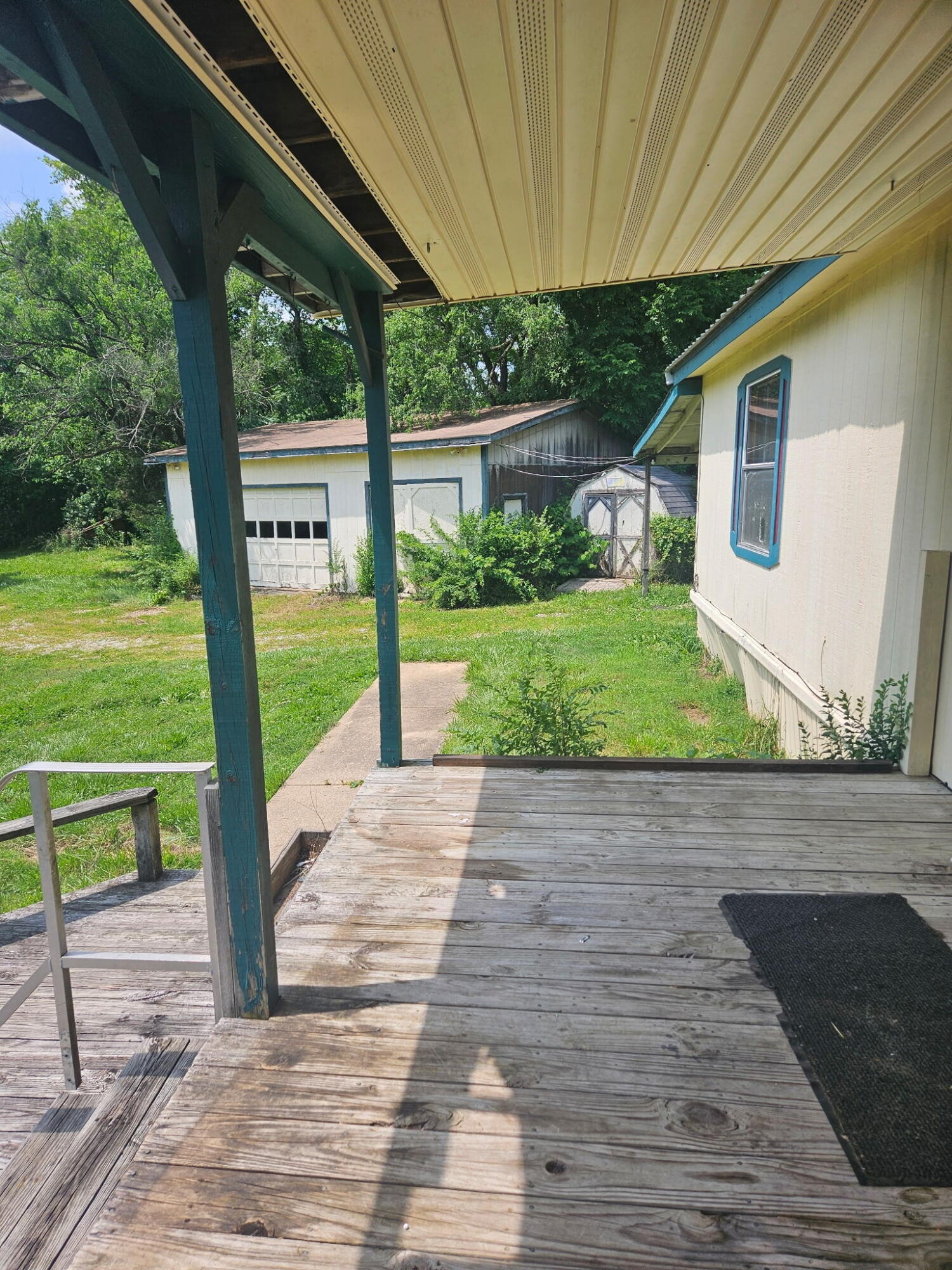 998 Post Oak Road Willow Springs, MO 65793 - Photo 25 of 29 7889977824479233116