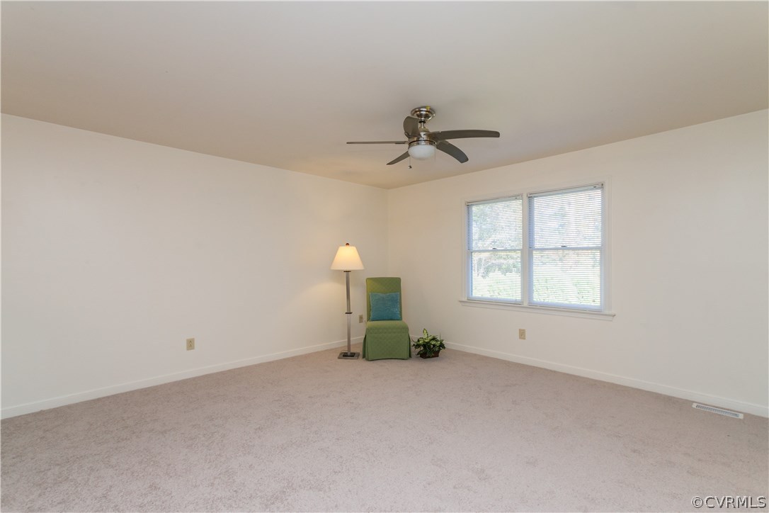 16500 Courtney Road Hanover, VA 23069 - Photo 3 of 24 Living Room
