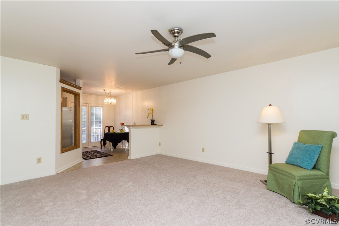 16500 Courtney Road Hanover, VA 23069 - Photo 4 of 24 Living Room