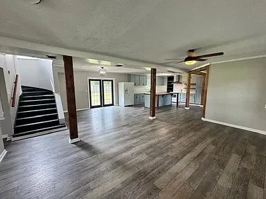 $2,300 | 203 North Lake Drive, Brunswick, GA 31525